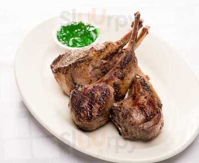 Hugo’s Frog Bar & Chop House