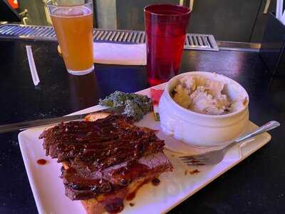 Pbr Rock Bar & Grill