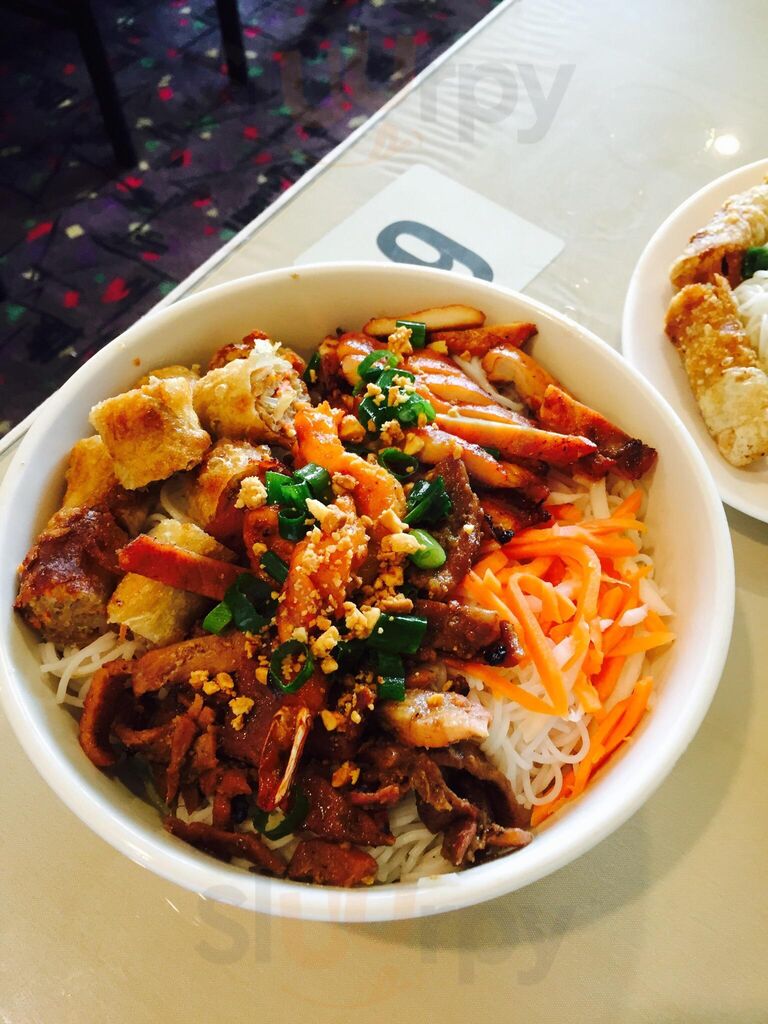 Saigon Bowl Restaurant