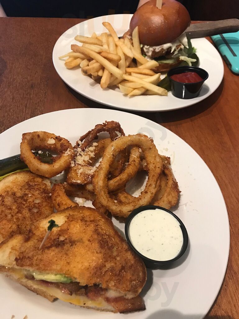 Limelight Bar & Cafe