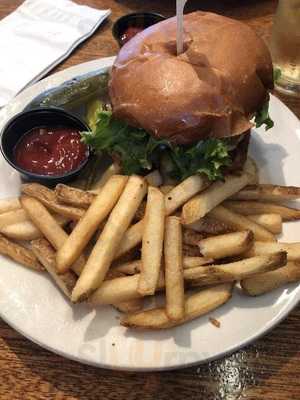 Limelight Bar & Cafe