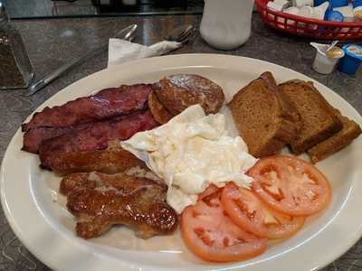 Jack & Benny's Downtown Diner