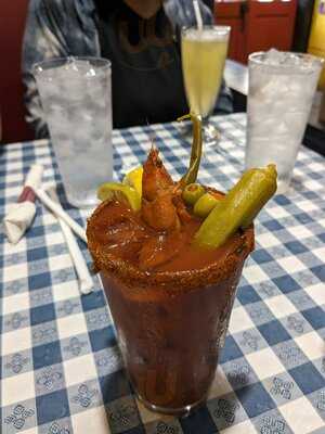 Daisy Mae's Southern Fried Chicken & Breakfast