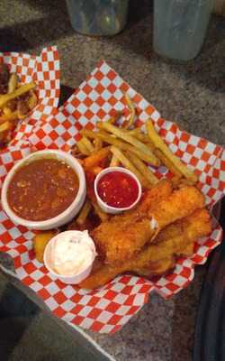 Circle S Catfish Grill