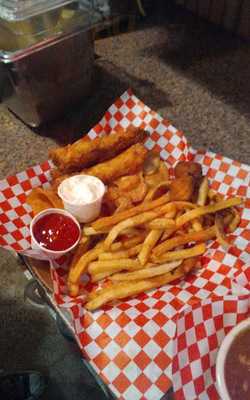 Circle S Catfish Grill