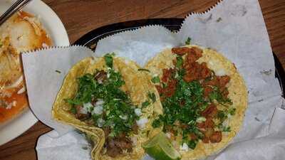 La Jaiba Seafood And Taqueria