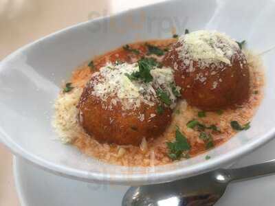 Cedro Scratch Italian & Wine Bar