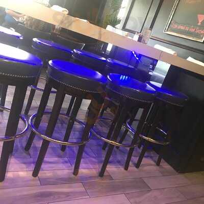 Nic's Place Diner & Lounge