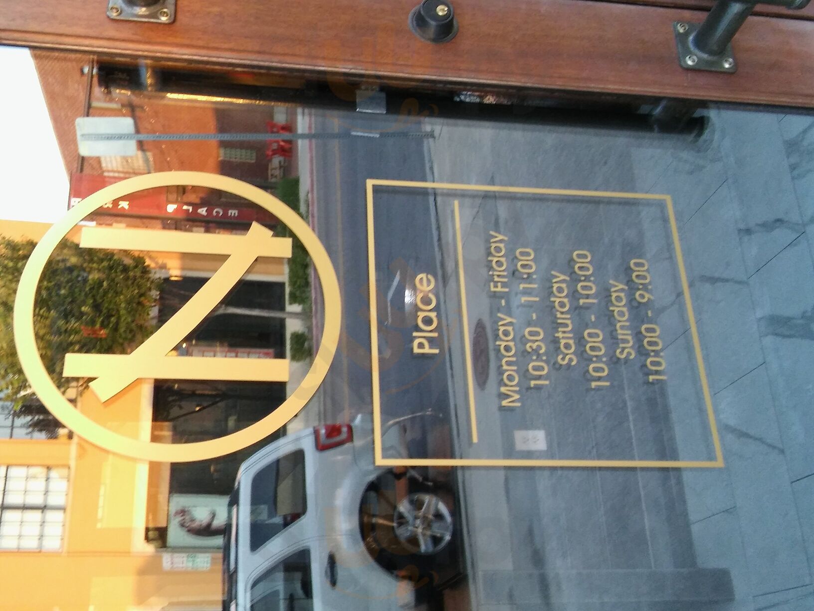 Nic's Place Diner & Lounge