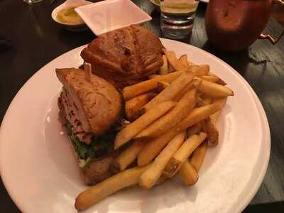 Bistango At The Kimberly Hotel