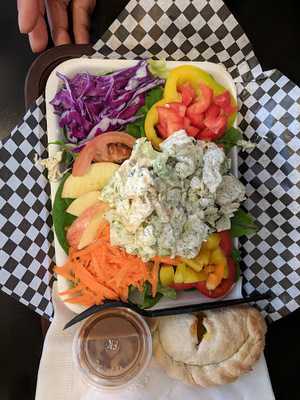 Roma Bakery And Deli