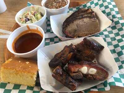 Ms. Piggies Smokehouse