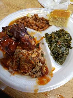 Ms. Piggies Smokehouse