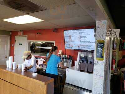 Ms. Piggies Smokehouse