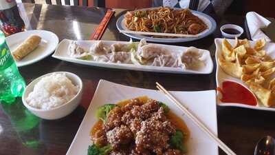 Happy Dragon Chinese Restaurant