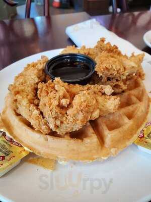 Another Broken Egg Cafe