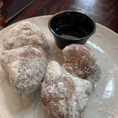 Another Broken Egg Cafe