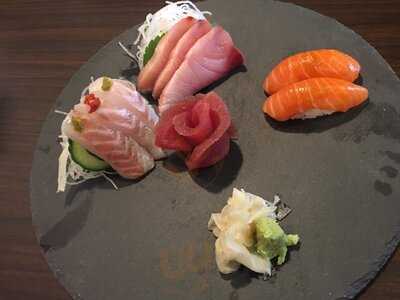 Hamachi Sushi & Ramen