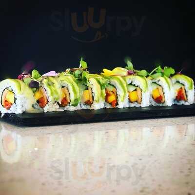 Hamachi Sushi & Ramen