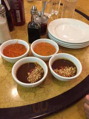 Pho Xe Lua Viet Thai Restaurant