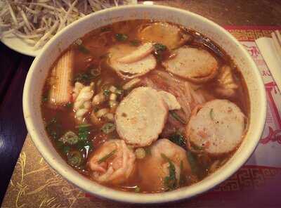 Pho Xe Lua Viet Thai Restaurant