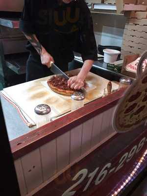 Edison's Nextdoor Deli