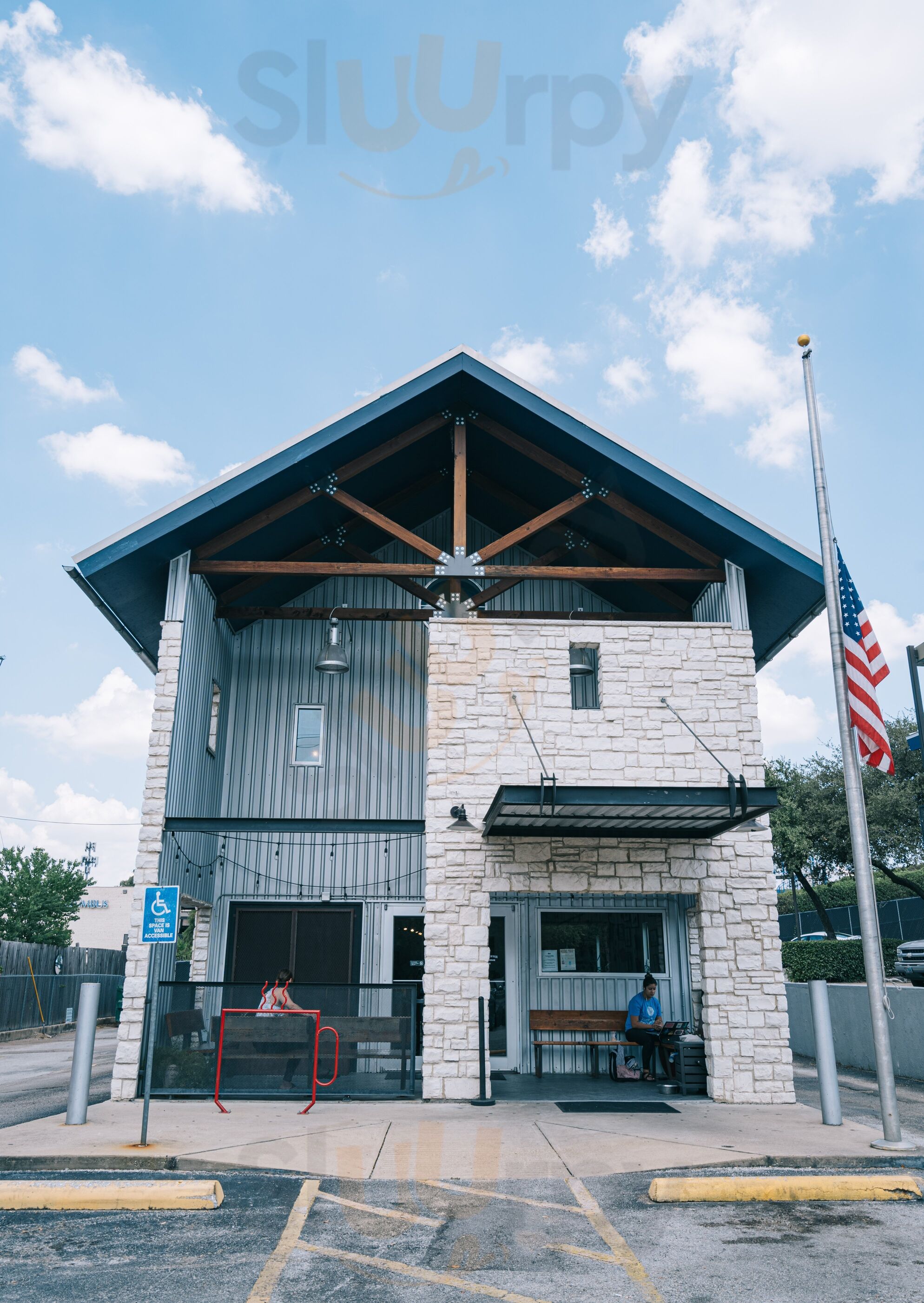 White Rock Coffee - Flagship Lake Highlands