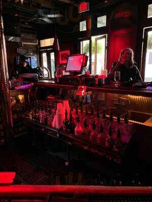 Cafe Lafitte In Exile