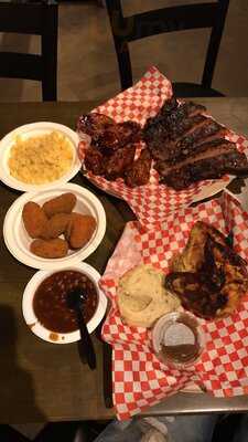 Bbq House Bar & Grill