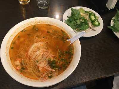 Viet Orleans Bistro