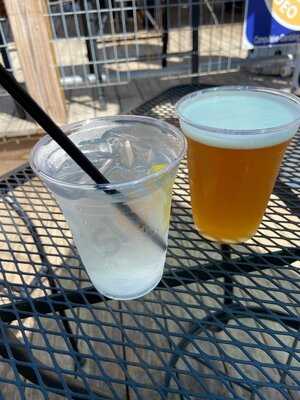 Clesi's Restaurant & Catering