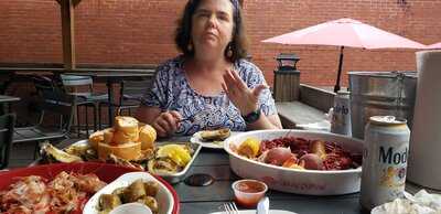 Clesi's Restaurant & Catering