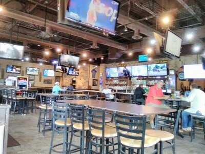 Average Joe's Pub & Grill