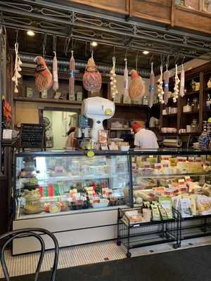 Gouda's Italian Deli