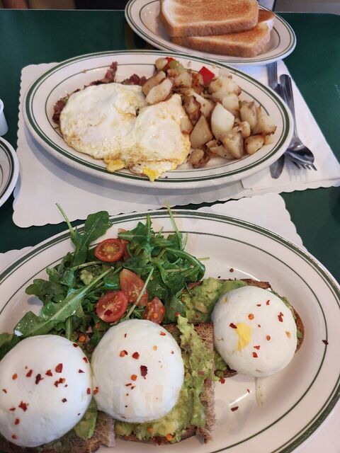 Mel's Drive-in -  Lombard
