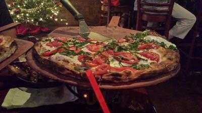 Mike's Pizzeria & Italian