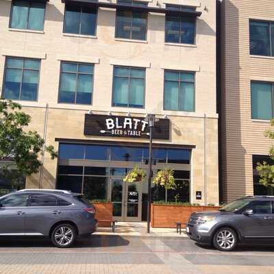 Blatt Beer & Table