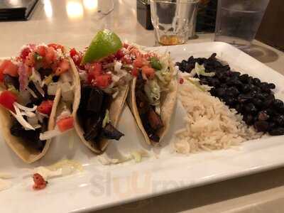 Mesa Verde Bar & Grill