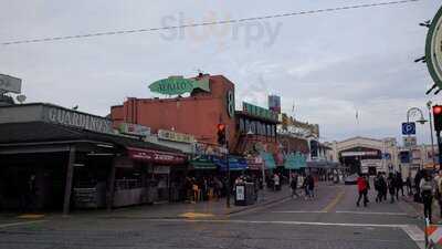 Crab Station At Fishermans Wharf