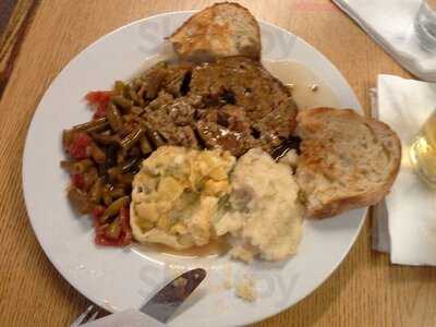 Frutas Avenue Fraternal & Social Club