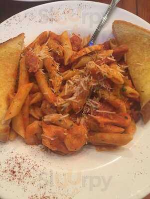 Wow Cafe - American Grill & Wingery