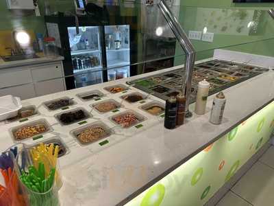 Green Island Frozen Yogurt & Tea Bar
