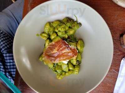 Lique Miami Restaurant & Lounge