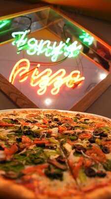 Tony's Pizza
