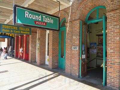 Round Table Pizza