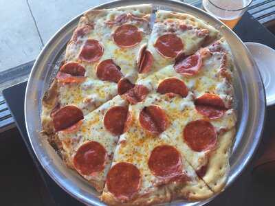 Rockin Cigar Bar And Grill