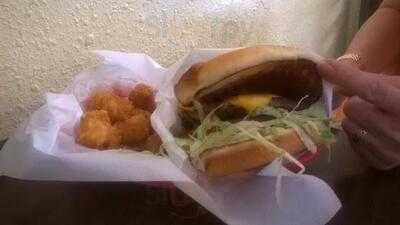 Candy's Old Fashion Burgers
