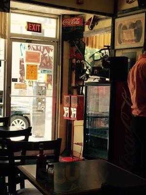 Candy's Old Fashion Burgers