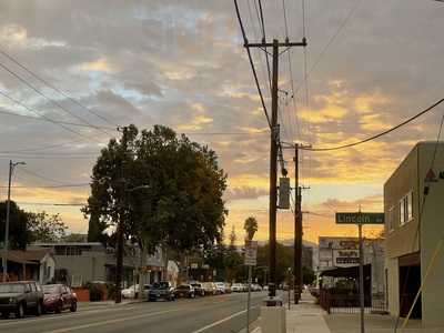 Tony P's Park Avenue Bar And Grill