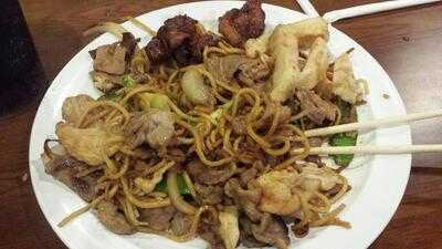 Hong's Buffet And Mongolian Grll